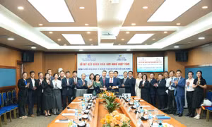 Long Châu hợp tác chiến lược toàn diện cùng Bệnh viện Đại học Y dược TP Hồ Chí Minh 