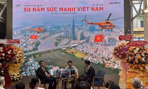 TP Hồ Chí Minh: Khai mạc triển lãm và ra mắt sách ảnh '50 năm sức mạnh Việt Nam'