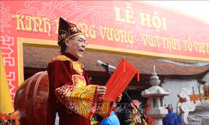 Tri ân tổ tiên có công khai thiên lập quốc