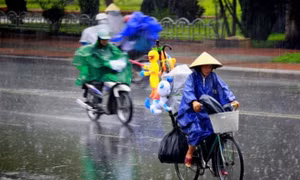 Đêm 30/4 và sáng 1/5, Bắc Bộ và Bắc Trung Bộ có mưa dông diện rộng, có nơi mưa to đến rất to