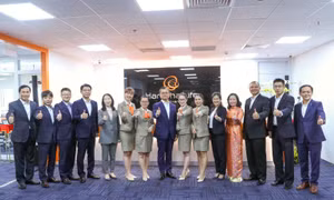 Hanwha Life Việt Nam khai trương Trung tâm Phục vụ Khách hàng Sài Gòn