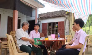 Thăm hỏi gia đình thiếu tá biên phòng hy sinh khi truy bắt tội phạm ma tuý
