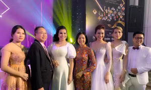 Đệ nhất Hoa hậu Kim Hồng tham dự lễ trao giải Top 50 Nữ Lãnh đạo Doanh nghiệp Việt Nam tiêu biểu 2019
