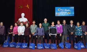Chương trình “Tiger - Mùa Xuân Ấm Áp” mang niềm vui đến các gia đình khó khăn đón Tết. 