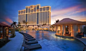 IHG tăng cường hiện diện tại Việt Nam với hai khách sạn mới tại Hồ Tràm Strip