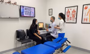 HCV Pencak Silat Châu Á 2022 Nguyễn Thị Cẩm Nhi nhận học bổng từ Phòng khám ACC