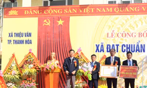 Thiệu Vân về đích Nông thôn mới 