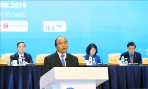 Thủ tướng dự phiên toàn thể Diễn đàn Kinh tế tư nhân Việt Nam 2019