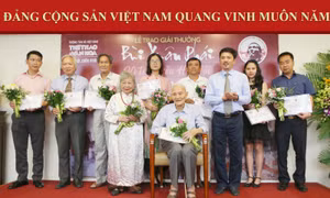 Ấm nồng lễ trao giải thưởng 'Bùi Xuân Phái- Vì tình yêu Hà Nội" 