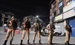 Ấn Độ bãi bỏ điều khoản trao quyền tự trị cho Kashmir