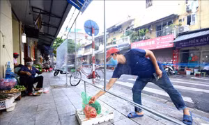 Chợ Hàng Bè nổi tiếng Hà Nội mở lại với diện mạo mới