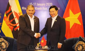 Bộ trưởng Ngoại giao Phạm Bình Minh tiếp Bộ trưởng thứ hai Bộ Ngoại giao Brunei