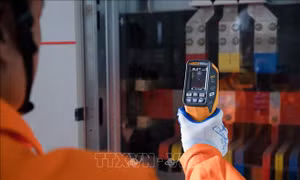 Miền Bắc nắng nóng gay gắt, lần đầu tiêu thụ hơn 400 triệu kWh điện/ngày