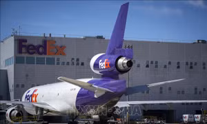 FedEx kiện Chính phủ Mỹ vì những quy định giao hàng