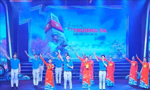 Gắn kết yêu thương, hướng về những người lính nơi hải đảo xa xôi