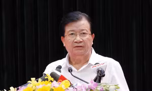 Phó Thủ tướng Trịnh Đình Dũng trả lời chất vấn về quản lý điều hành ngân sách