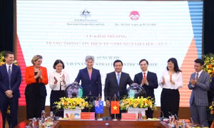 Ra mắt Trang thông tin điện tử Trung tâm Việt-Úc