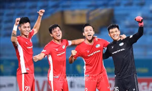 V.League 2020: Kịch tính cuộc đua 'song mã' để giành ngôi vương