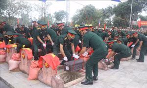 Để những nén hương tri ân luôn được vẹn tròn