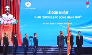Tổng Bí thư Tô Lâm: Ngành Khoa học và Công nghệ tiếp tục tiên phong đưa Việt Nam vững bước đi lên