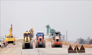 Đẩy nhanh tiến độ 5 dự án thành phần đường bộ cao tốc Bắc - Nam phía Đông