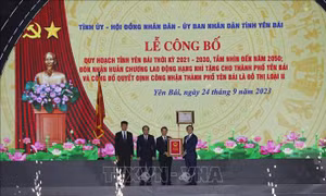 Đưa Yên Bái vào nhóm 5 tỉnh phát triển hàng đầu vùng Trung du và miền núi Bắc Bộ