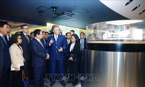 Thủ tướng Phạm Minh Chính thăm Trung tâm điều khiển hệ thống tàu điện ngầm Moskva