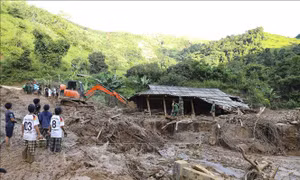 Thủ tướng gửi thư khen trưởng bản ở Điện Biên dũng cảm cứu người trong lũ quét