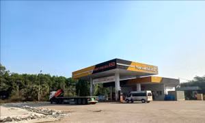Làm việc với trạm xăng từ chối bán xăng cho khách vãng lai