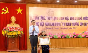 Trao tặng, truy tặng Danh hiệu Bà mẹ Việt Nam Anh hùng 