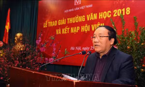 Không có tác phẩm thơ, văn xuôi giành giải thưởng văn học năm 2018