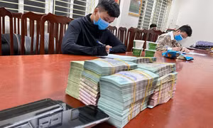 Triệt phá đường dây đánh bạc qua mạng, bắt giữ 18 đối tượng