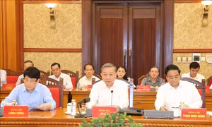 Tiểu ban Văn kiện Đại hội XIV của Đảng cho ý kiến vào dự thảo Báo cáo chính trị