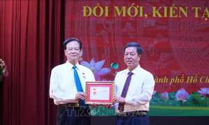 Ra mắt sách 'Đổi mới, kiến tạo, hội nhập, phát triển' của nguyên Thủ tướng Nguyễn Tấn Dũng