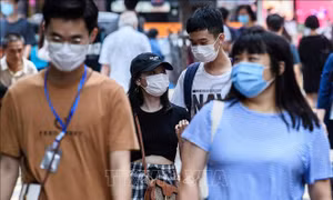 Hong Kong (Trung Quốc) thêm 133 ca mắc COVID-19, có 126 ca trong cộng đồng