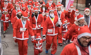 'Ông già Noel' - sứ giả của sự sẻ chia