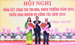 Ứng dụng công nghệ, cải cách thủ tục hành chính trong thi đua, khen thưởng