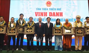 Vinh danh công dân tiêu biểu tỉnh Thừa Thiên - Huế