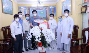 Ban Tôn giáo Chính phủ chúc mừng đại lễ Hội Yến Diêu Trì Cung của người theo đạo Cao Đài