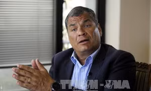 Tòa án Ecuador ra lệnh bắt giam cựu Tổng thống Rafael Correa