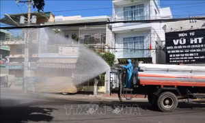 Xuất cấp hóa chất khử khuẩn phòng, chống dịch COVID-19