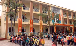 Vĩnh Phúc cho học sinh nghỉ học và tiếp tục đóng cửa nhà hàng, quán bar
