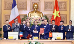 Thủ tướng: Thúc đẩy hợp tác Việt Nam- Pháp trong phát triển Chính phủ điện tử 