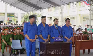 Nghiêm trị nhóm tổ chức đưa người đi nước ngoài trái phép