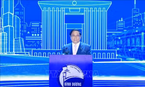 Thủ tướng: Bình Dương cần tiên phong xanh hóa, số hóa nền kinh tế