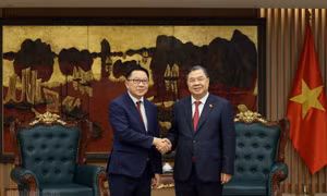 Phó Thủ tướng Thường trực Phạm Gia Túc tiếp Bộ trưởng Bộ Nông nghiệp và Môi trường Lào