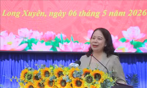 Phó Chủ tịch nước Võ Thị Ánh Xuân tiếp xúc cử tri tỉnh An Giang