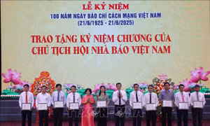 Kỷ niệm 100 năm Ngày Báo chí: Trao giải Báo chí Ngô Gia Tự