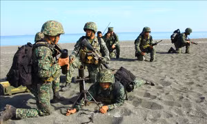 Mỹ, Philippines nhất trí thúc đẩy hợp tác an ninh ba bên với Nhật Bản
