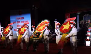 Tuổi trẻ Công an Nhân dân tri ân các anh hùng liệt sỹ